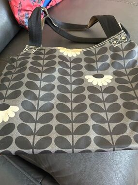 Orla Kiely Floral Print Tote Bag in Black and Cream